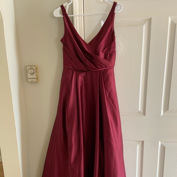 David's Bridal Dresses & Skirts - David’s Bridal prom/bridesmaid formal dress